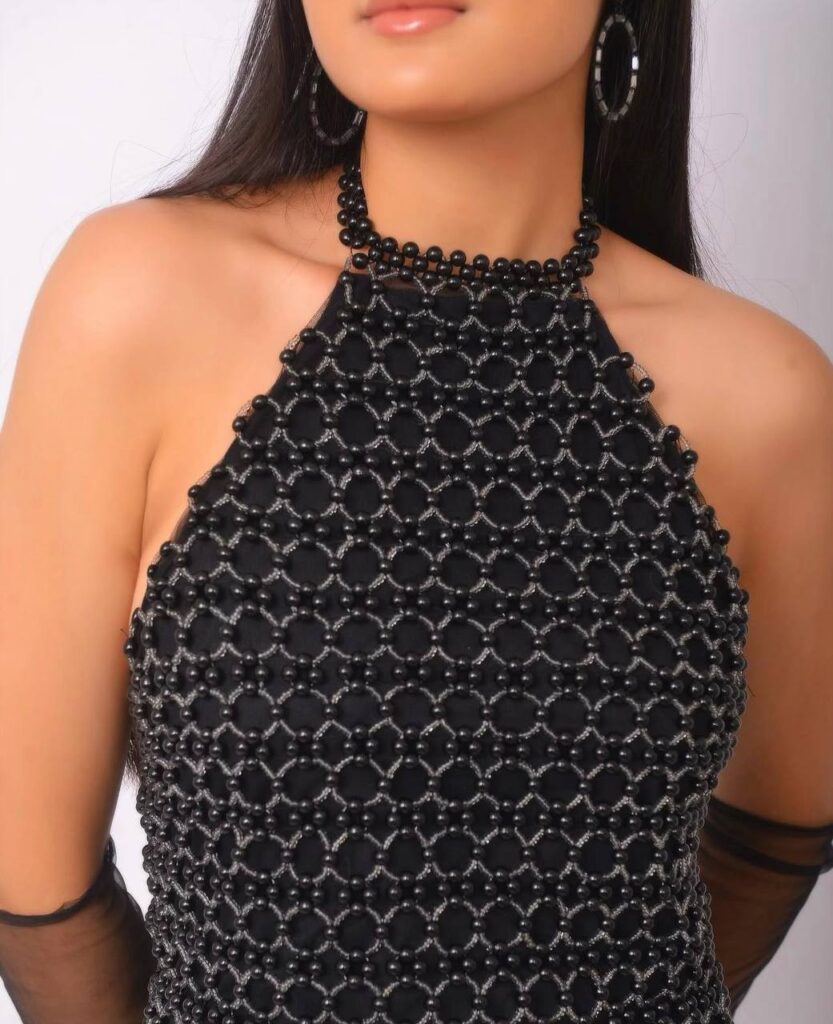 photo 5812009192049544087 y (2)