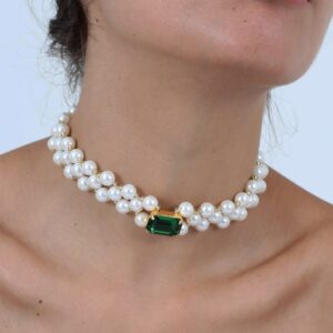 photo 5816878795904977898 y