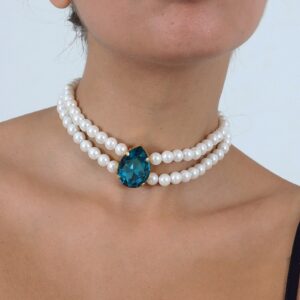 photo 5816878795904977899 y